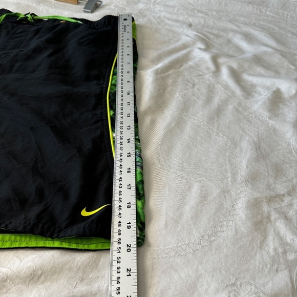 Nike Men's Black/Green Drawstring Waist Board Short‎ Swim Trunks Size Large Mesh - Picture 12 of 13